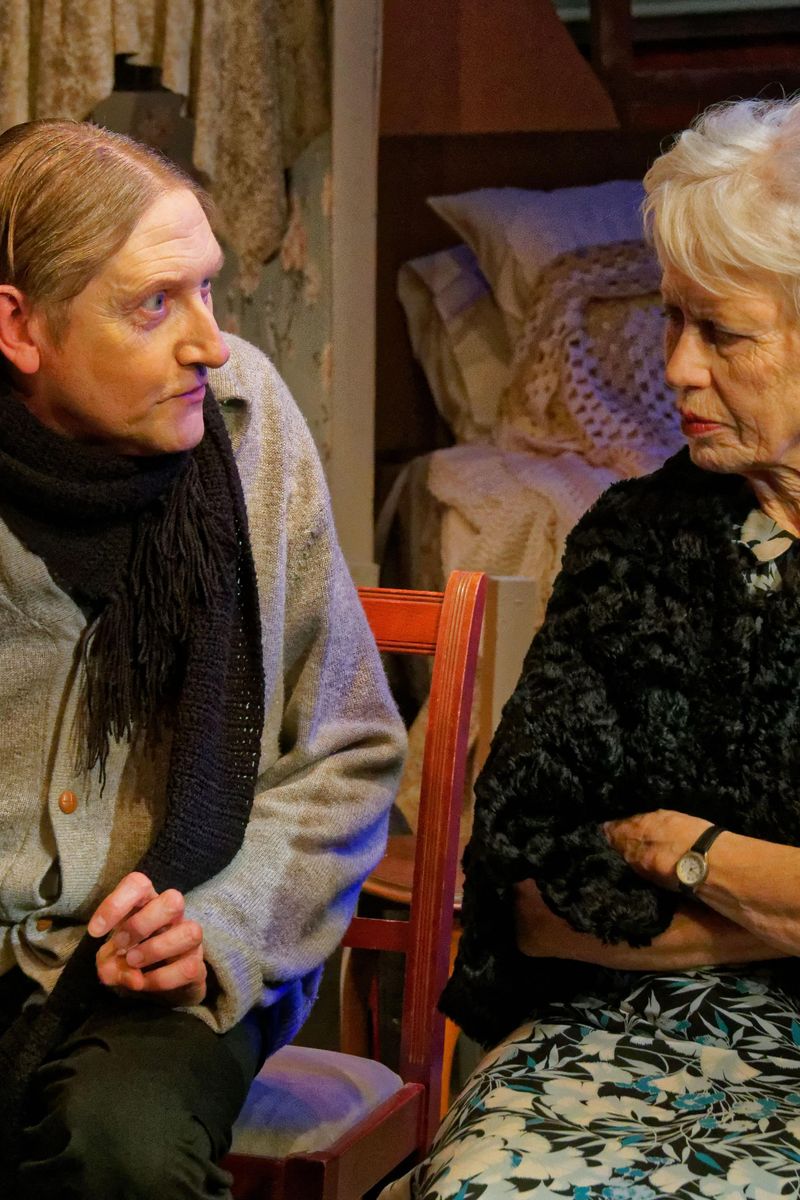 211 DSC09081 - e00_2-min