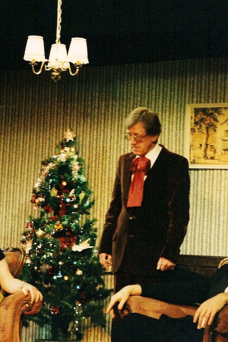 Bell, Book and Candle | December 2001