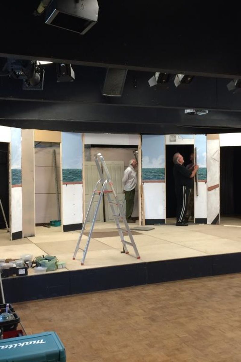 Boeing Boeing set-in-progress