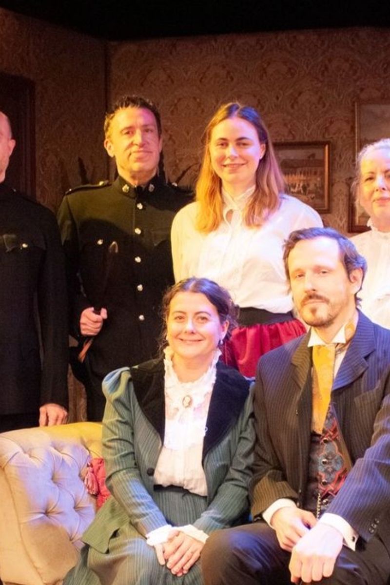 Gaslight - cropped-682738ee-bba2-47c9-bfca-b3daec3efdaf-2.jpeg