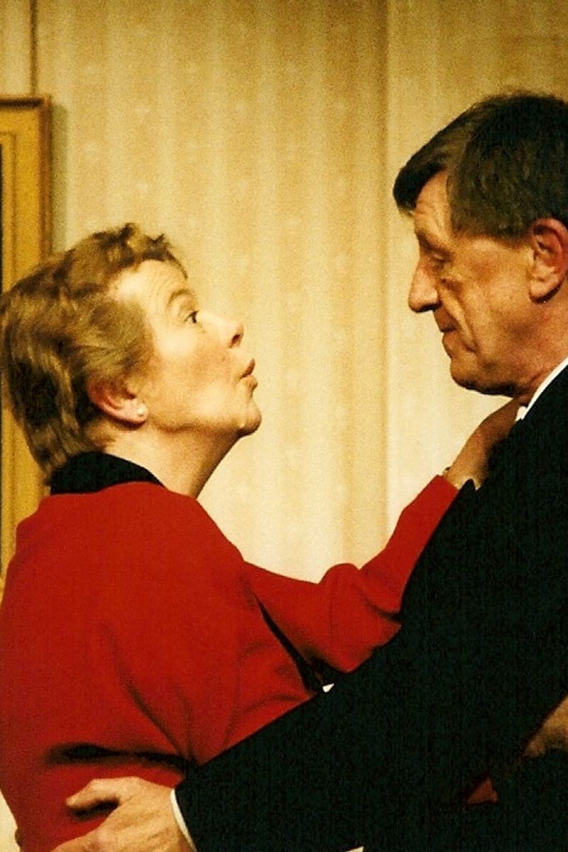 Dead Ringer | April 2000