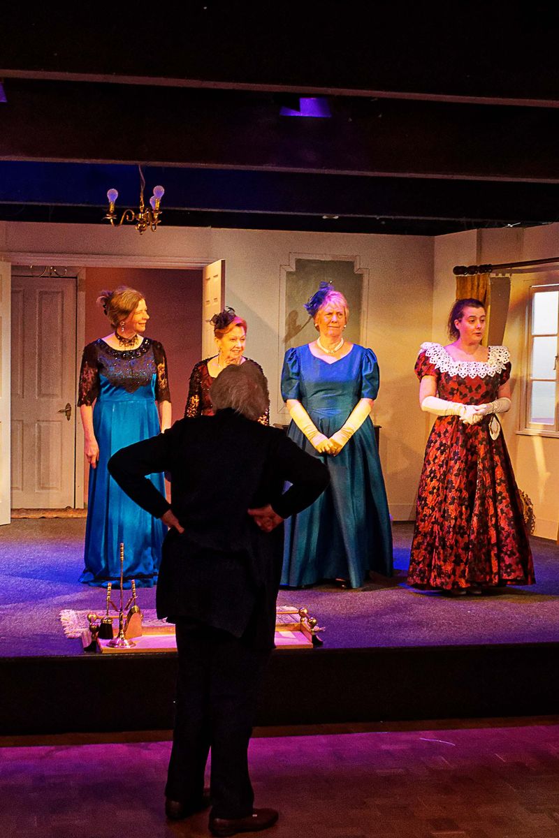 Lord Arthur Savile's Crime - dsc05117-e00hp.jpg