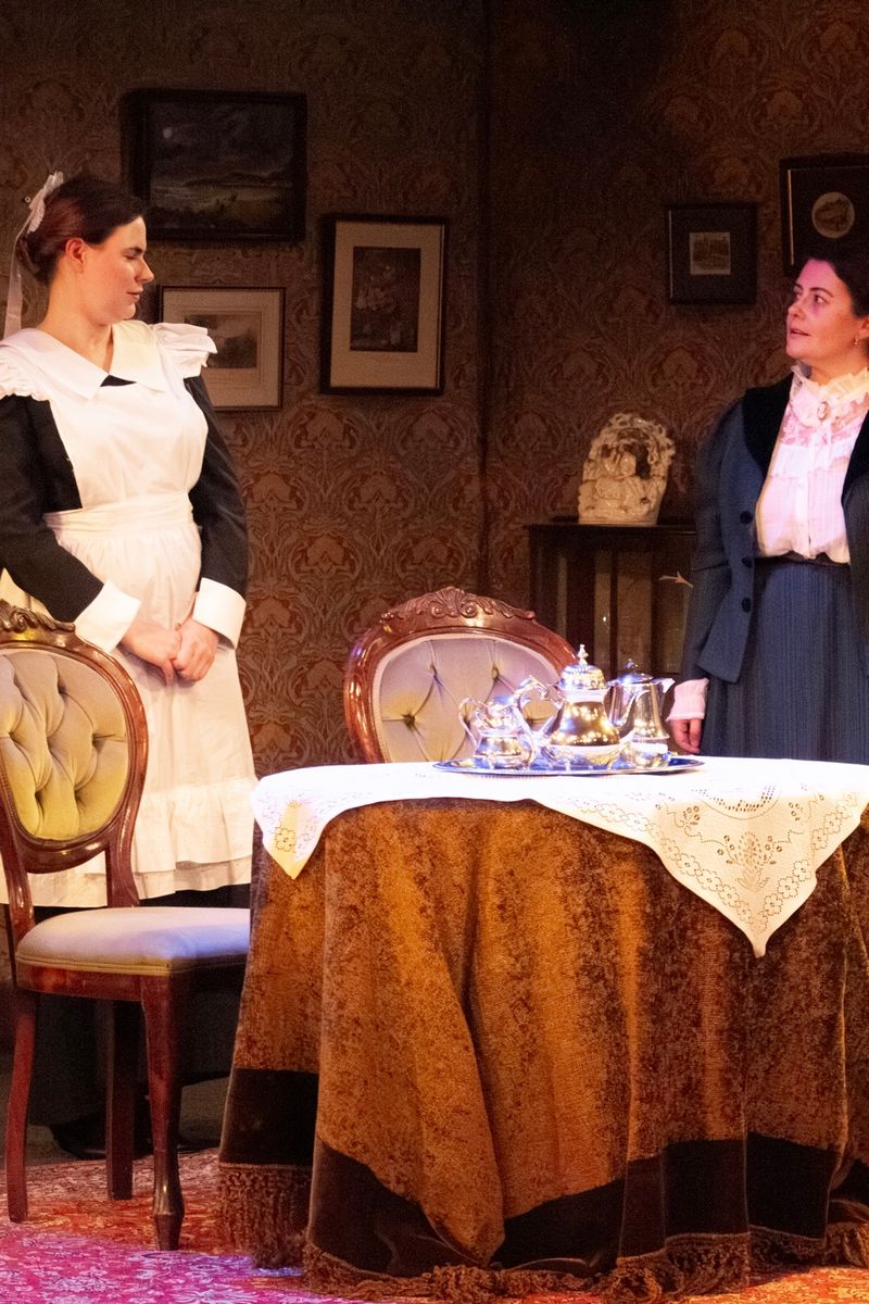 Gaslight - img_1217.jpeg