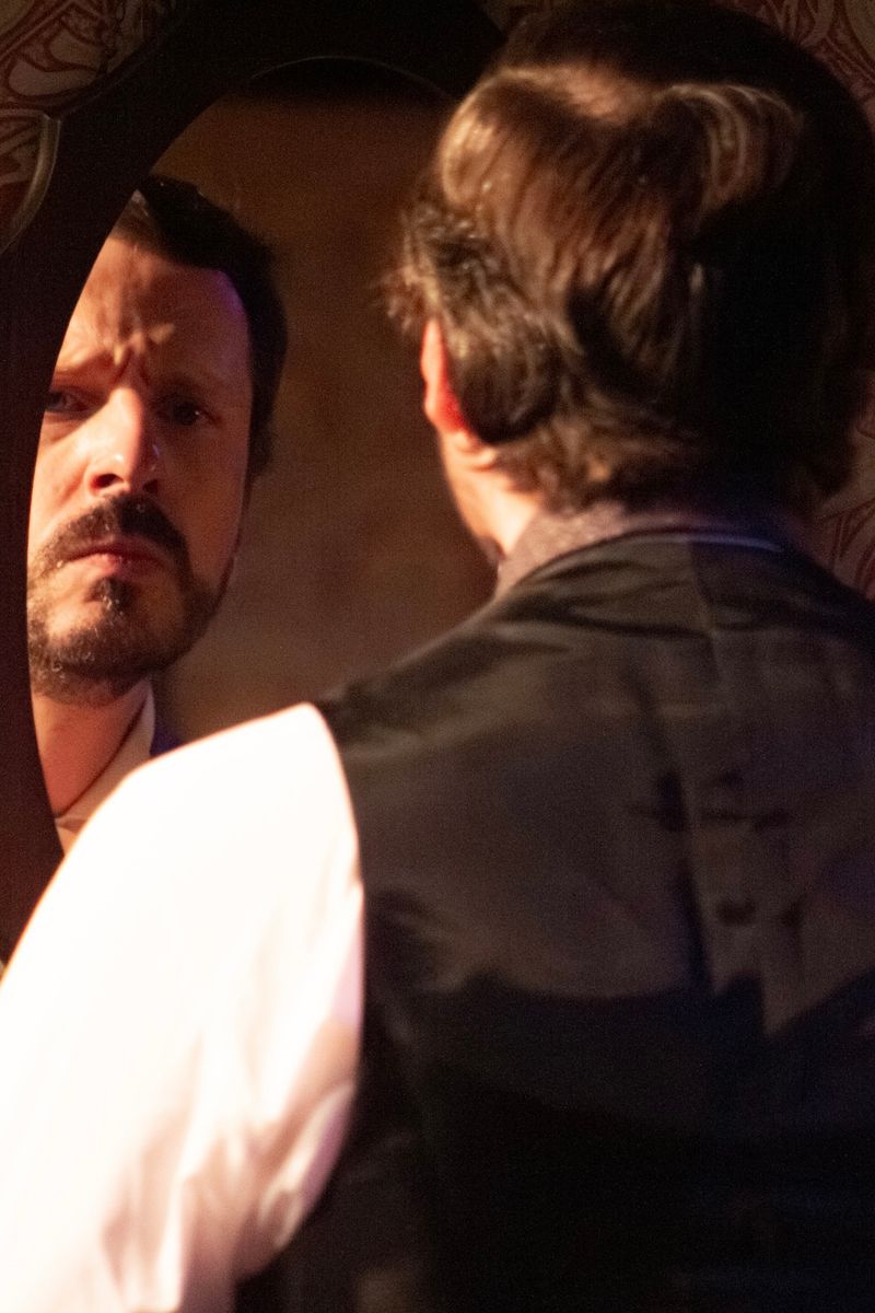 Gaslight - img_1228.jpeg