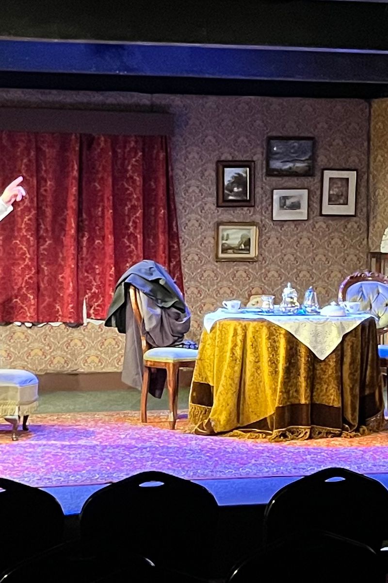 Gaslight - img_5388.jpeg