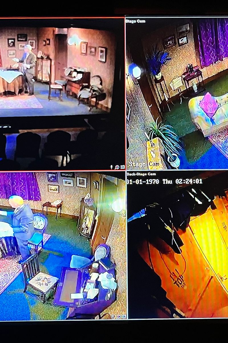 Gaslight - img_5390.jpeg